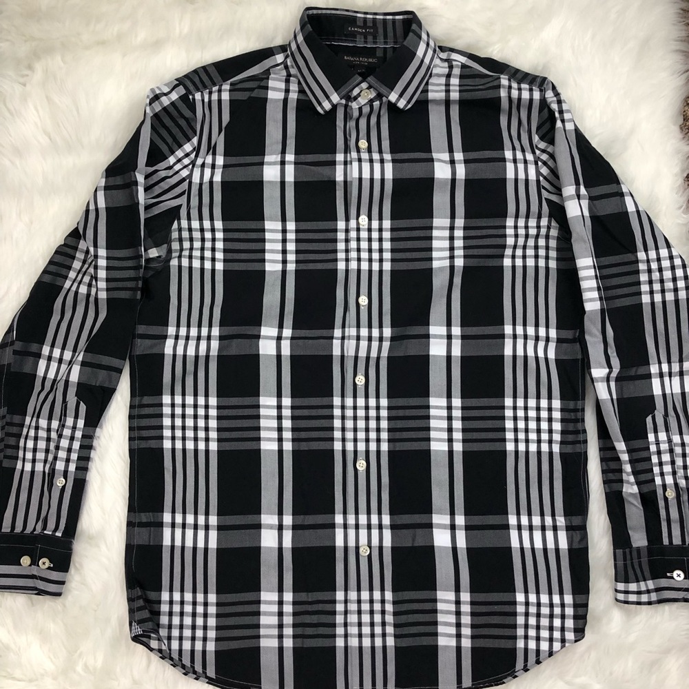 Banana Republic Button Down Shirt